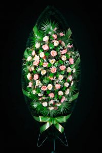 Венок ручной работы